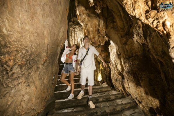 Sung Sot Cave - Halong Private Car