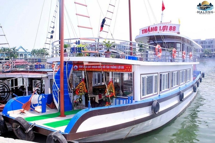 Titop Island - Halong Private Car