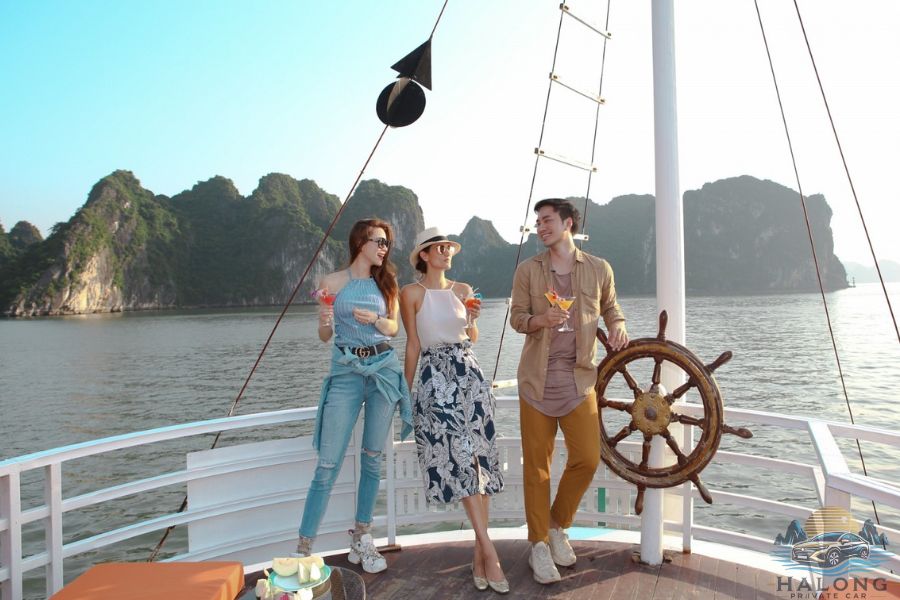 What To Wear In Halong Bay - Halong Private Car