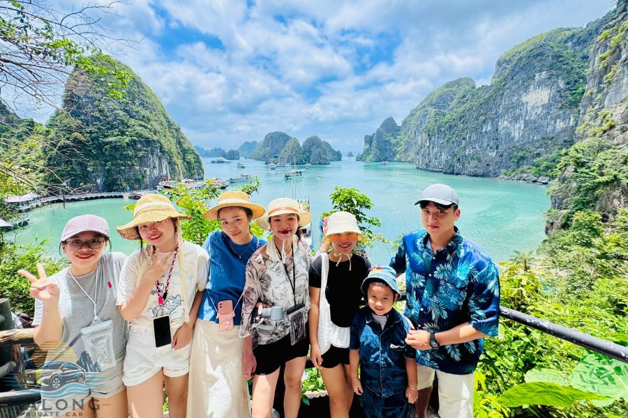 How to dress for Halong Bay trip