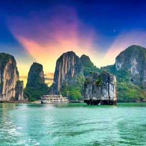 Private car Ha Giang to Halong Bay - Halong Private Car