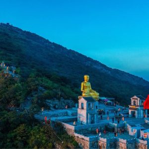 Cat Bi Airport To Yen Tu Private Car Transfer - Halong Private Car