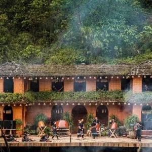 Cao Bang to Sapa private car - Halong Private Car