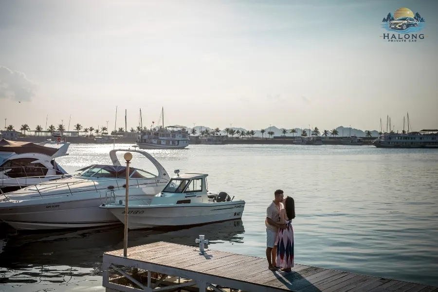 Romantic Places For Couples In Halong Bay - Halong Private Car