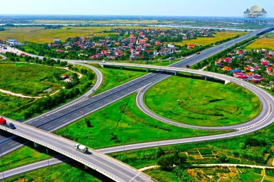 The Hai Phong–Hanoi Expressway (CT04 and CT08)