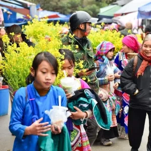 Private Car From Ha Giang to Bac Ha Market - Halong Private Car