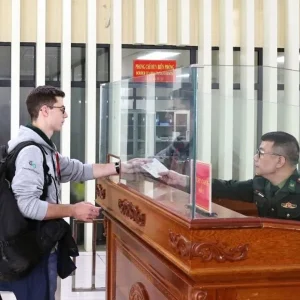 Hanoi To Huu Nghi Border By Private Car - Halong Private Car