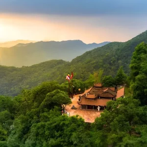 Transfer From Ha Giang To Yen Tu Private Car - Halong Private Car