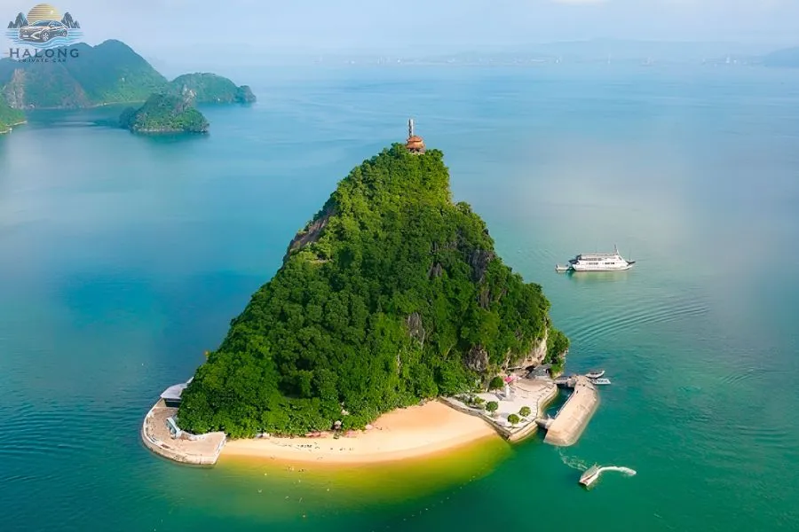 Ti Top Island - Halong Private Car