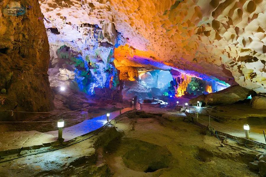 Thien Cung Cave - Halong Private Car